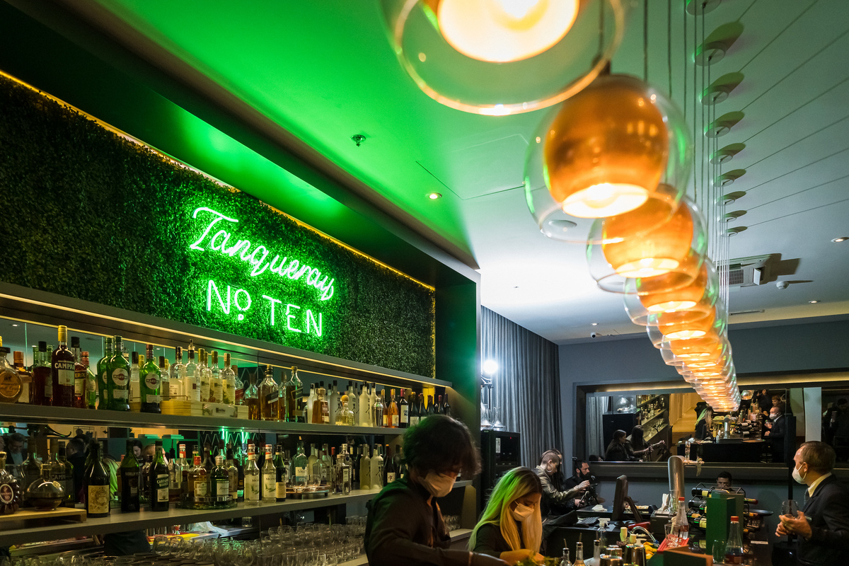 Wine & cocktail bar do NH Hotel renova programação com novidades em vinhos, cervejas e cardápio