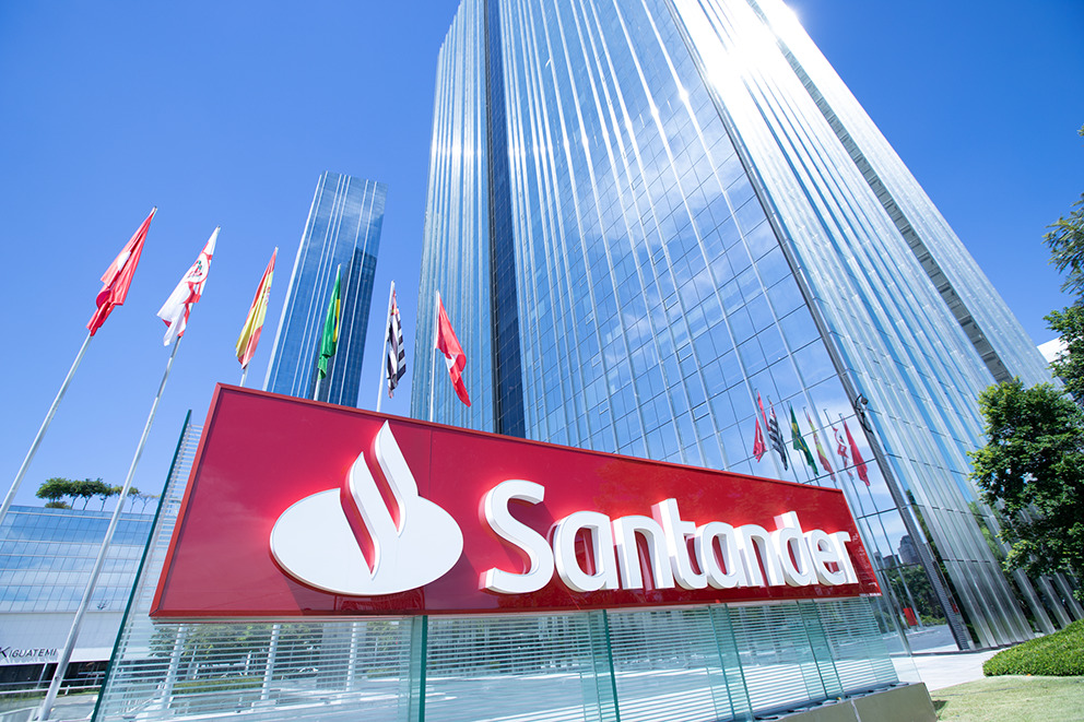 Últimos dias para se inscrever no programa de Trainee 2025 do Santander